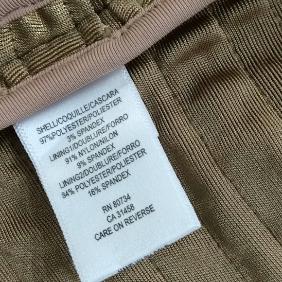 SALE‼️BCBG gold - Picture 4 of 4